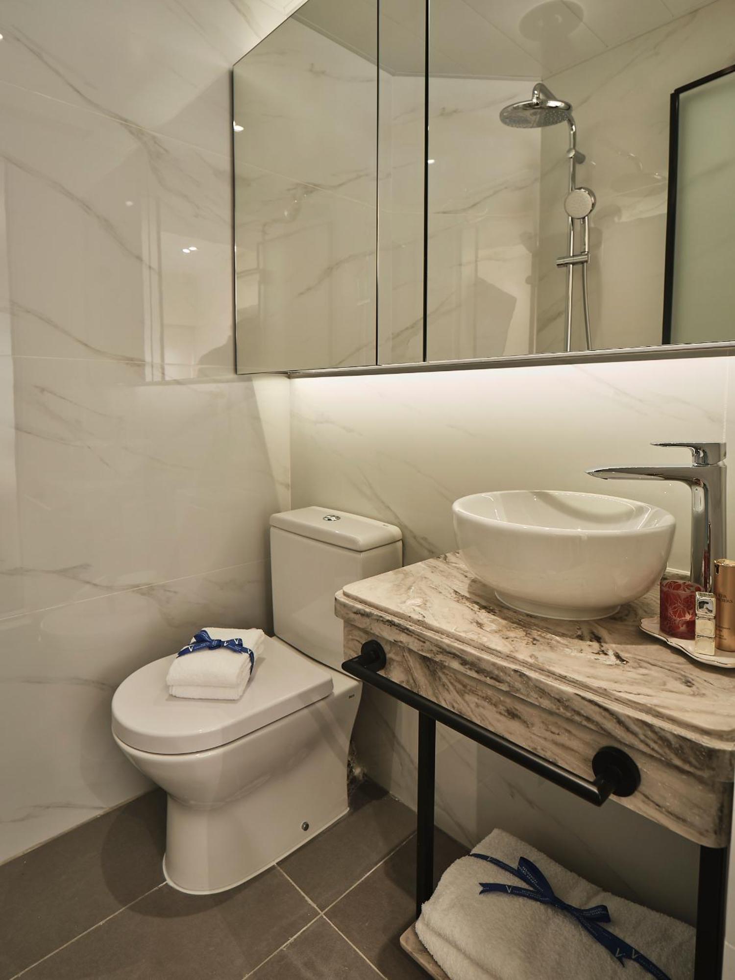 V Causeway Bay Aparthotel Hongkong Buitenkant foto